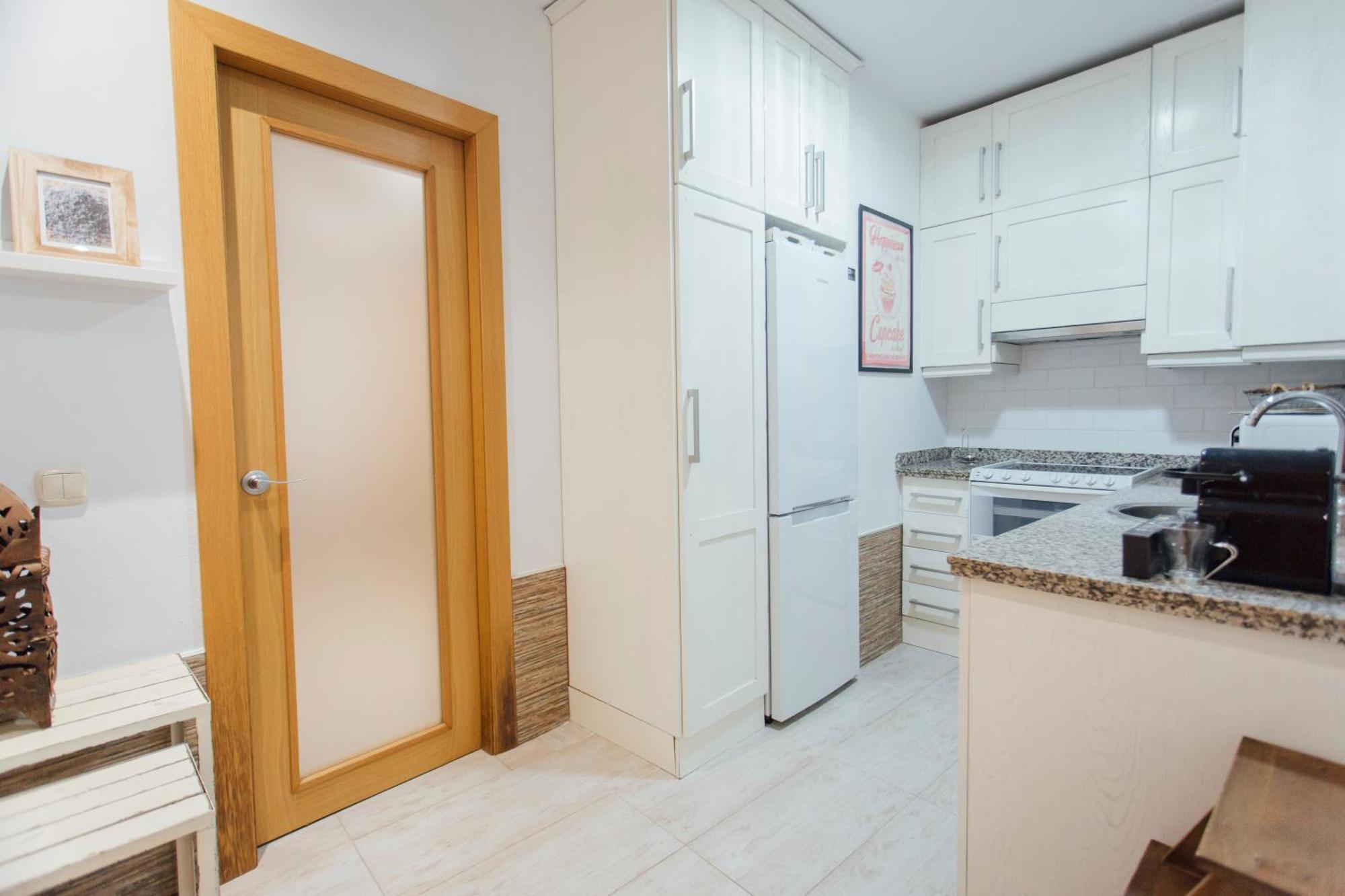 Apartmán Beautiful And Cozy- 1Bd 1Bth- Arenal Center Sevilla Exteriér fotografie